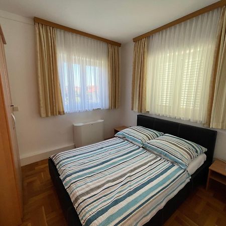 Ferienwohnung Apartman Theresa Barbat na Rabu Exterior foto